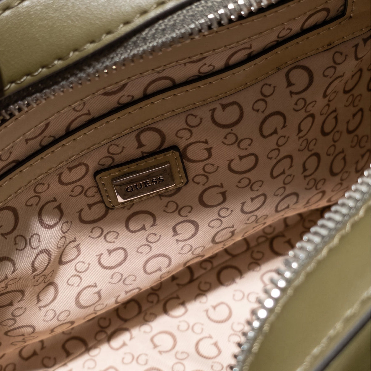 Cartera Guess Satchel - Verde Oliva