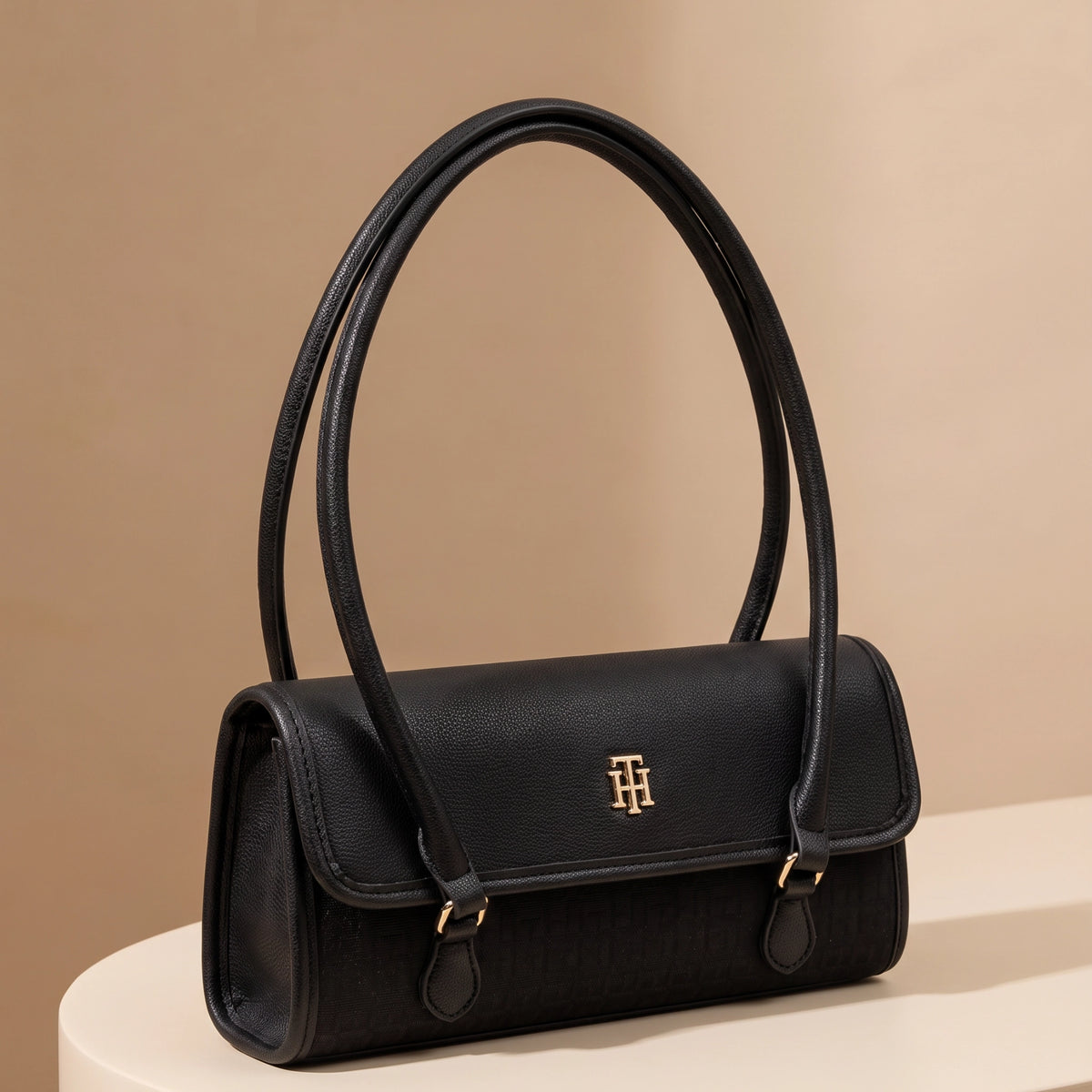 Tommy Hilfiger Shoulder Bag