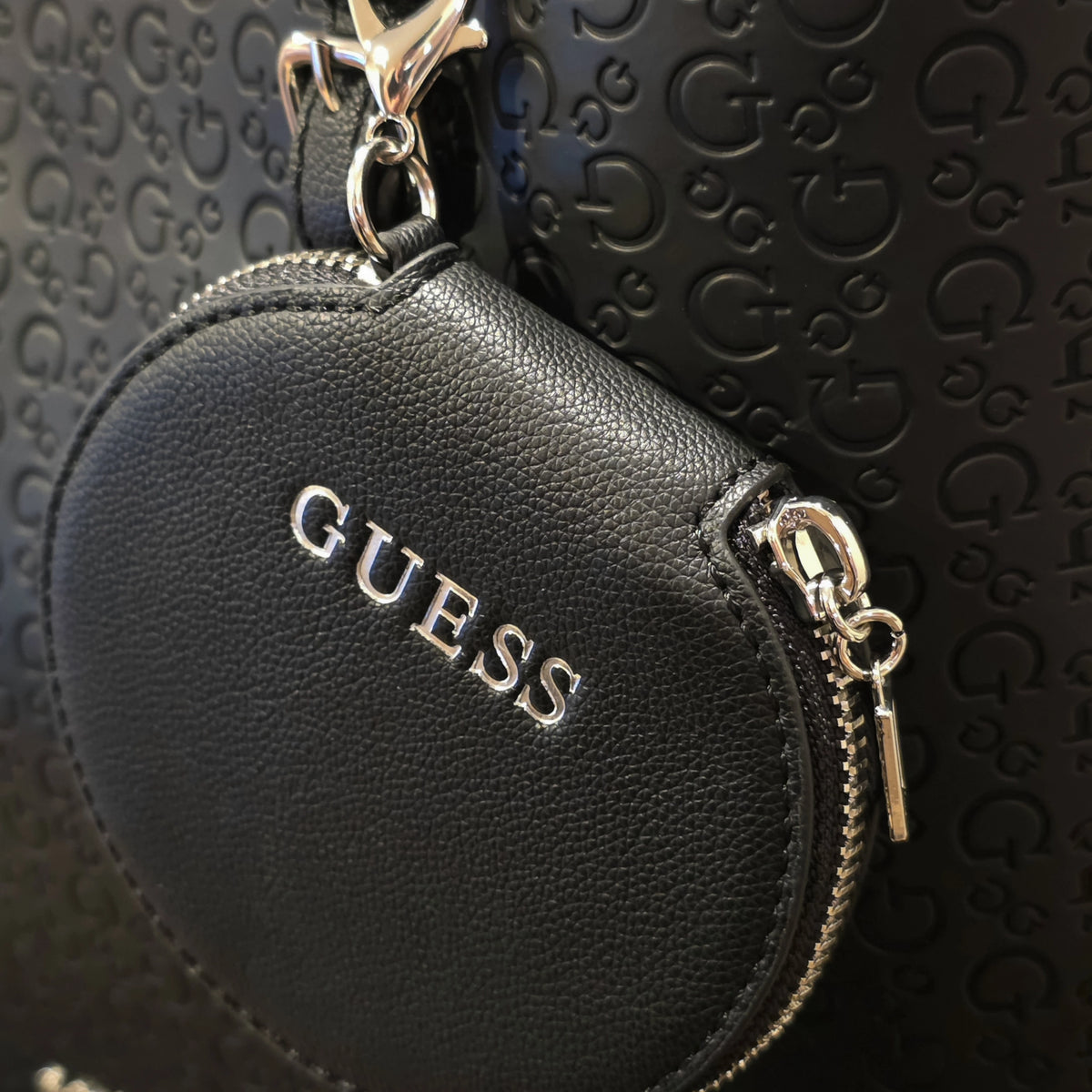 Bolso Tote Guess Keeley + monedero desmontable