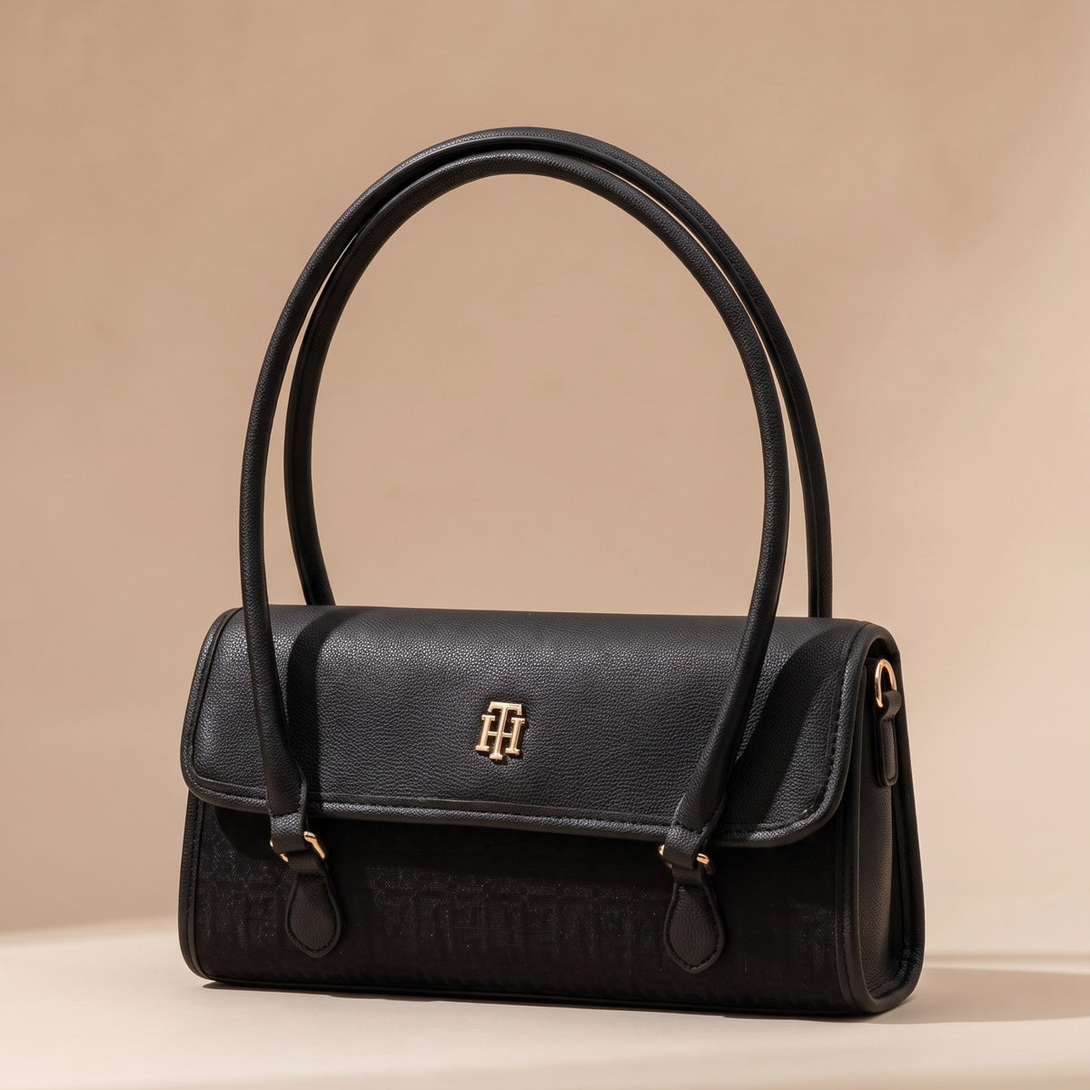 Tommy Hilfiger Shoulder Bag