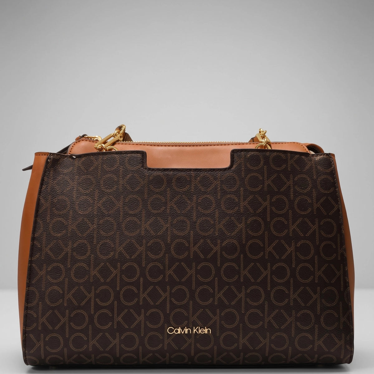 Calvin Klein Satchel Monograma CK